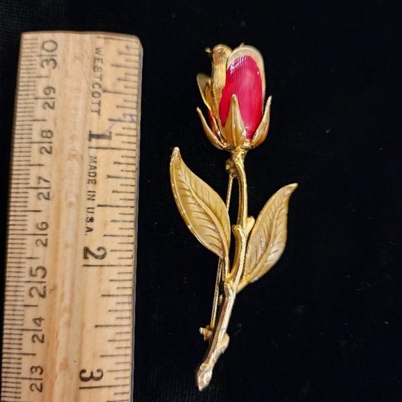 Vintage Red Rose Bud Brooch - Picture 3 of 4